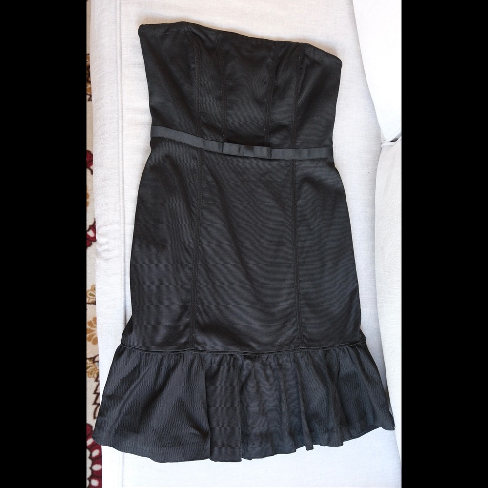 Elegant Black Strapless Dress